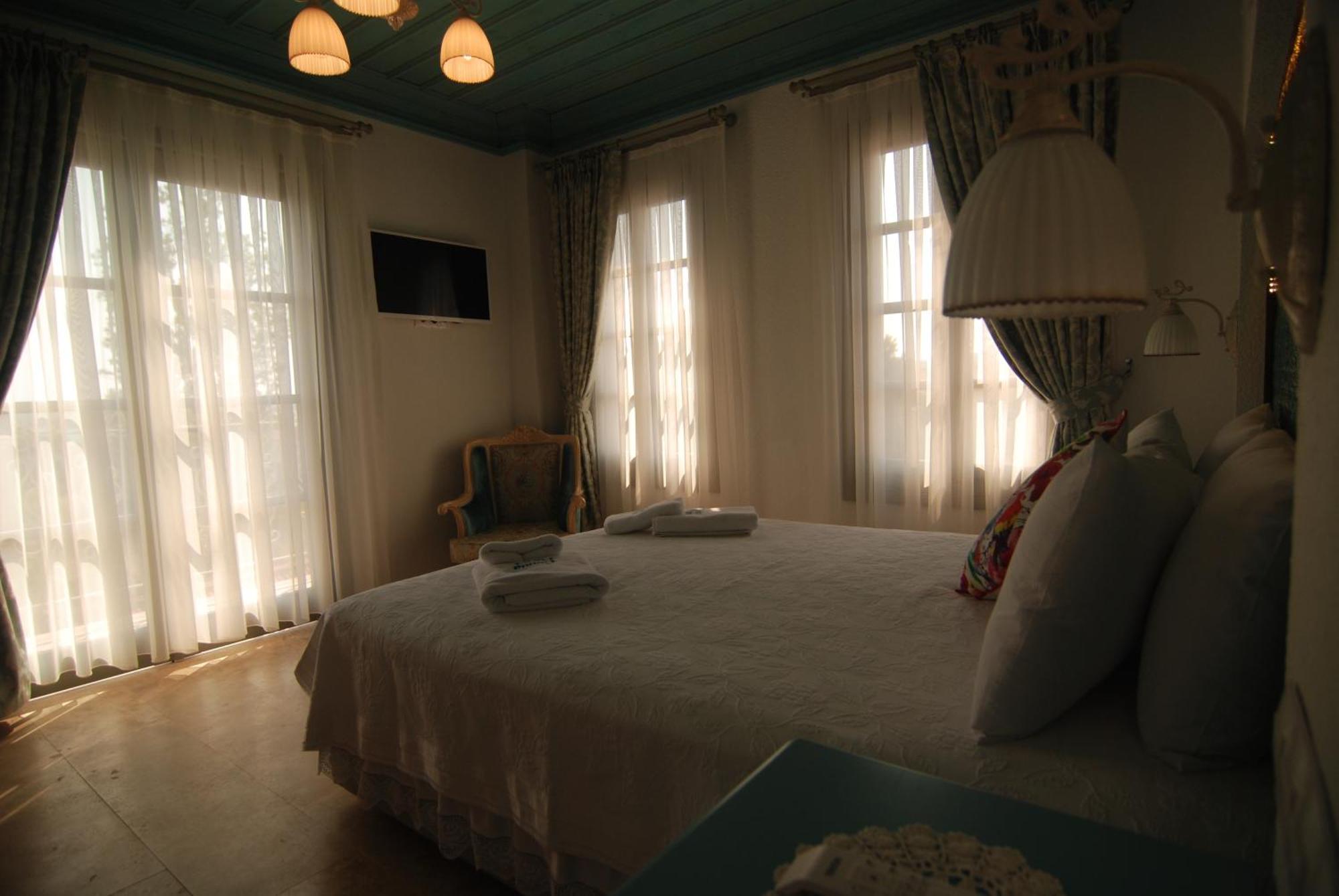 Cunda Fora Hotel Ayvalı Zimmer foto